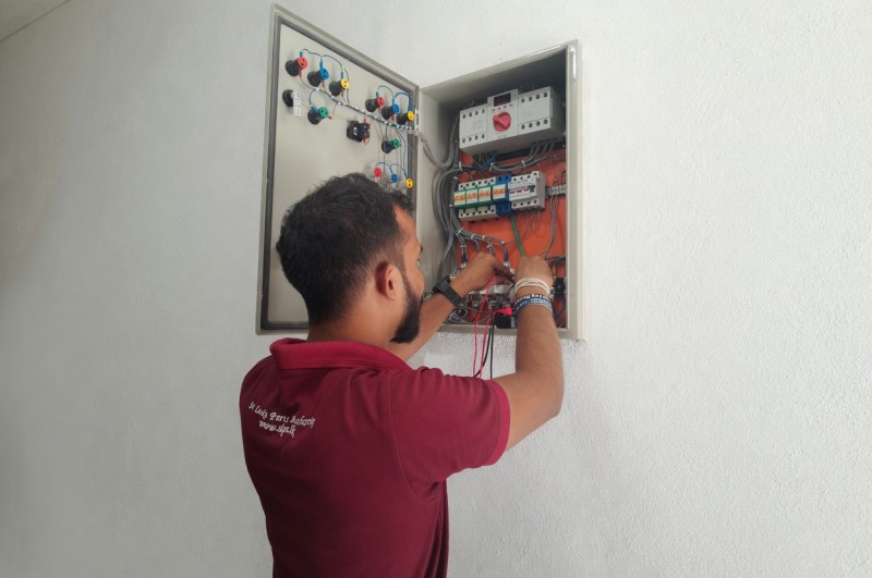 Power & Lightning System Installation